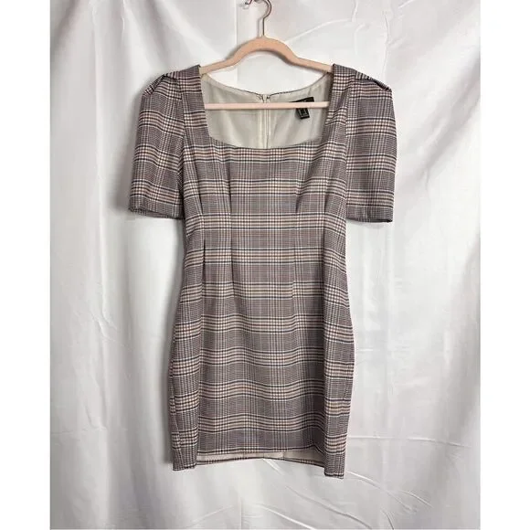 Forever21 Plaid Dress - Picture 3 of 13